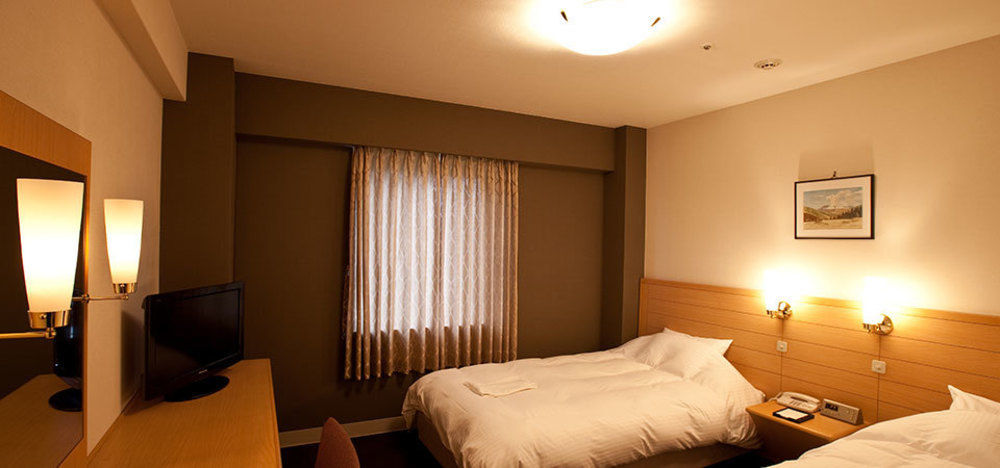 Harmonie Cinq Hotell Kitakyūshū Exteriör bild